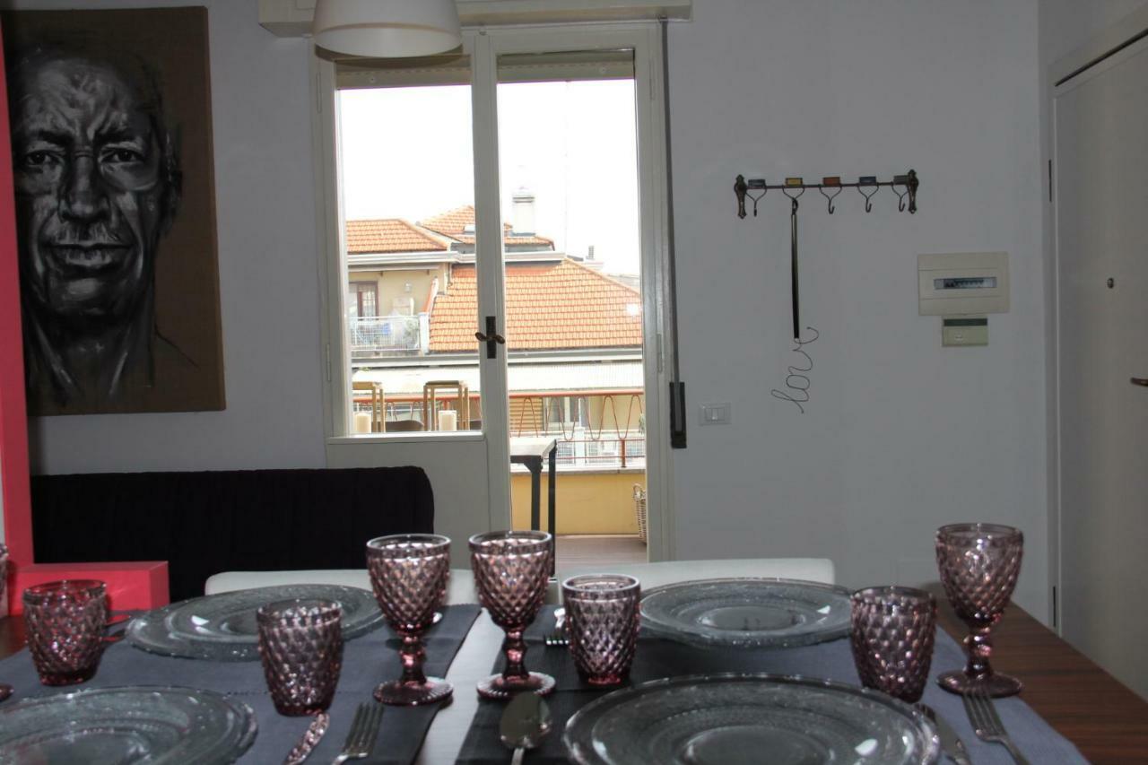 Sky6 Apartment Милано Екстериор снимка