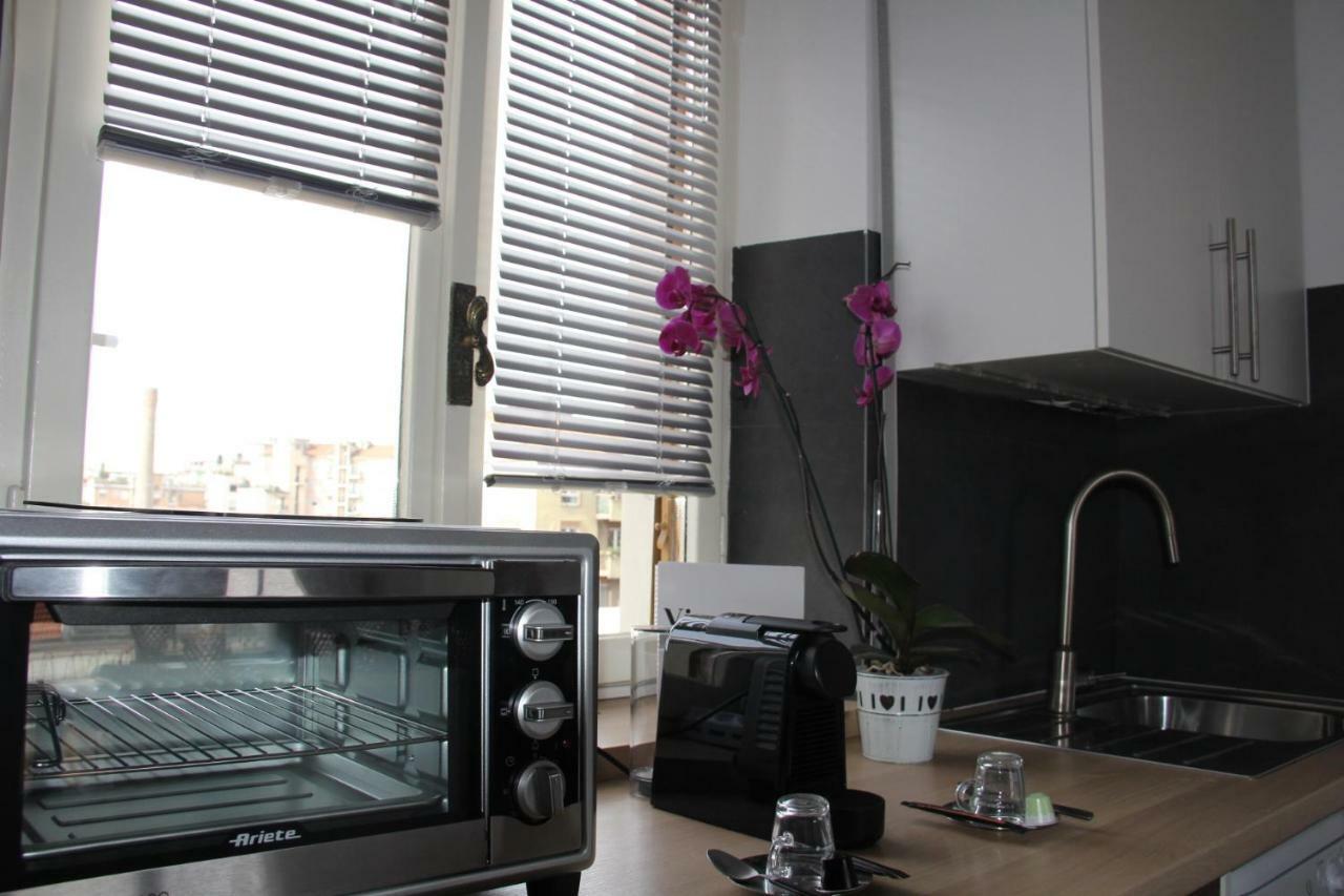 Sky6 Apartment Милано Екстериор снимка