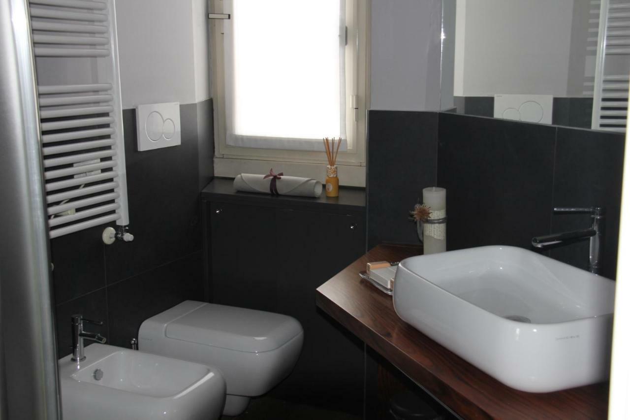 Sky6 Apartment Милано Екстериор снимка